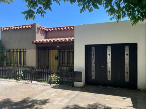 CASA LAS PARRAS